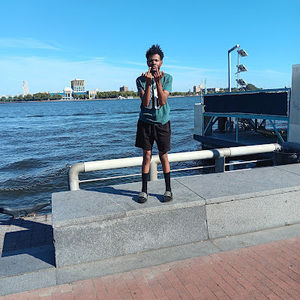 Meet your Posher, Ethan